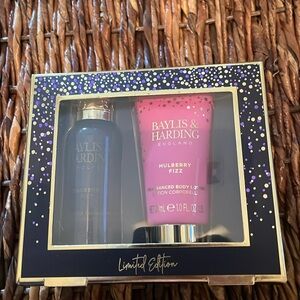 Baylis & Harding Mulberry Fizz Body Lotion & Shower Wash